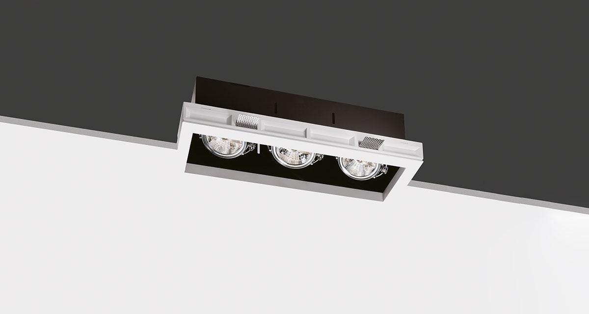 BLACK BOX | 225 mm-wide recessed lighting with single, double or triple light source, adjustable on both axes, with black rearward source base