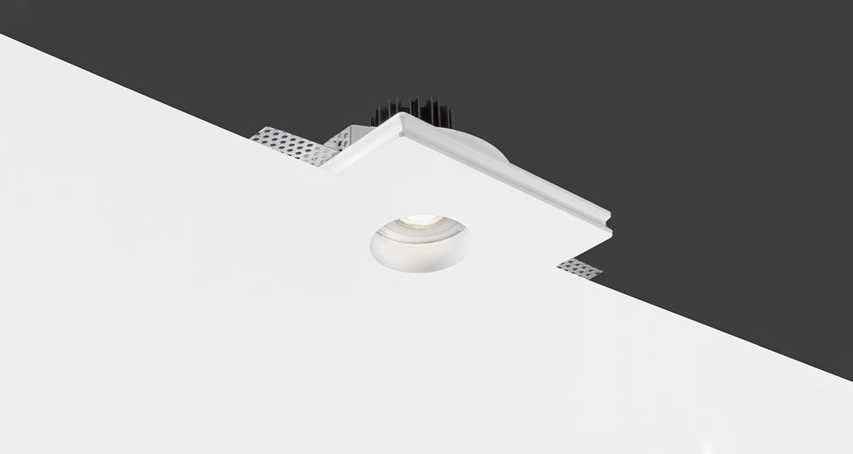 BASIC ROUND DIM TO WARM | 140 mm squared recessed lighting with recessed light source and rounded light emission hole with adjustable color temperature from 1800 K to 3000 K