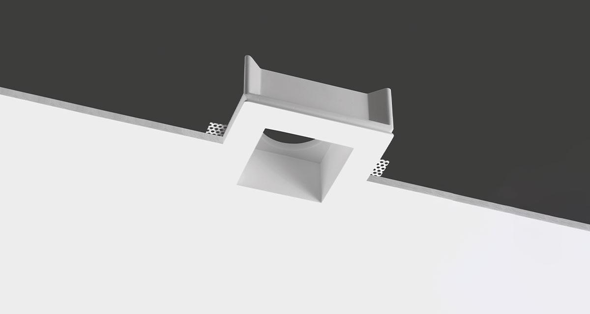ALKABOX | 150 / 240 mm flush mounting box, supplied without spotlight, with recessed slot available in various inclinations