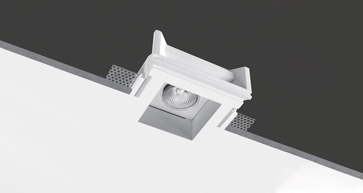 LIGHT | 135 mm squared or 135 x 215 mm rectangular recessed lighting with single or double rearward light source